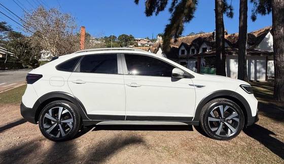 VOLKSWAGEN NIVUS 1.0 200 TSI TOTAL FLEX HIGHLINE AUTOMÁTICO VOLKSWAGEN NIVUS 1.0 200 TSI TOTAL FLEX HIGHLINE AUTOMÁTICO